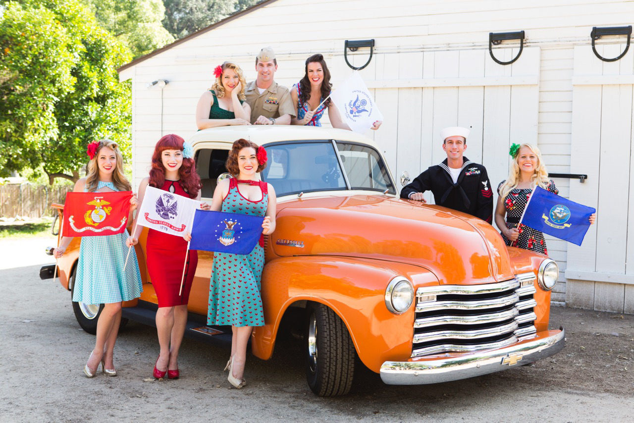 Pinups on Tour